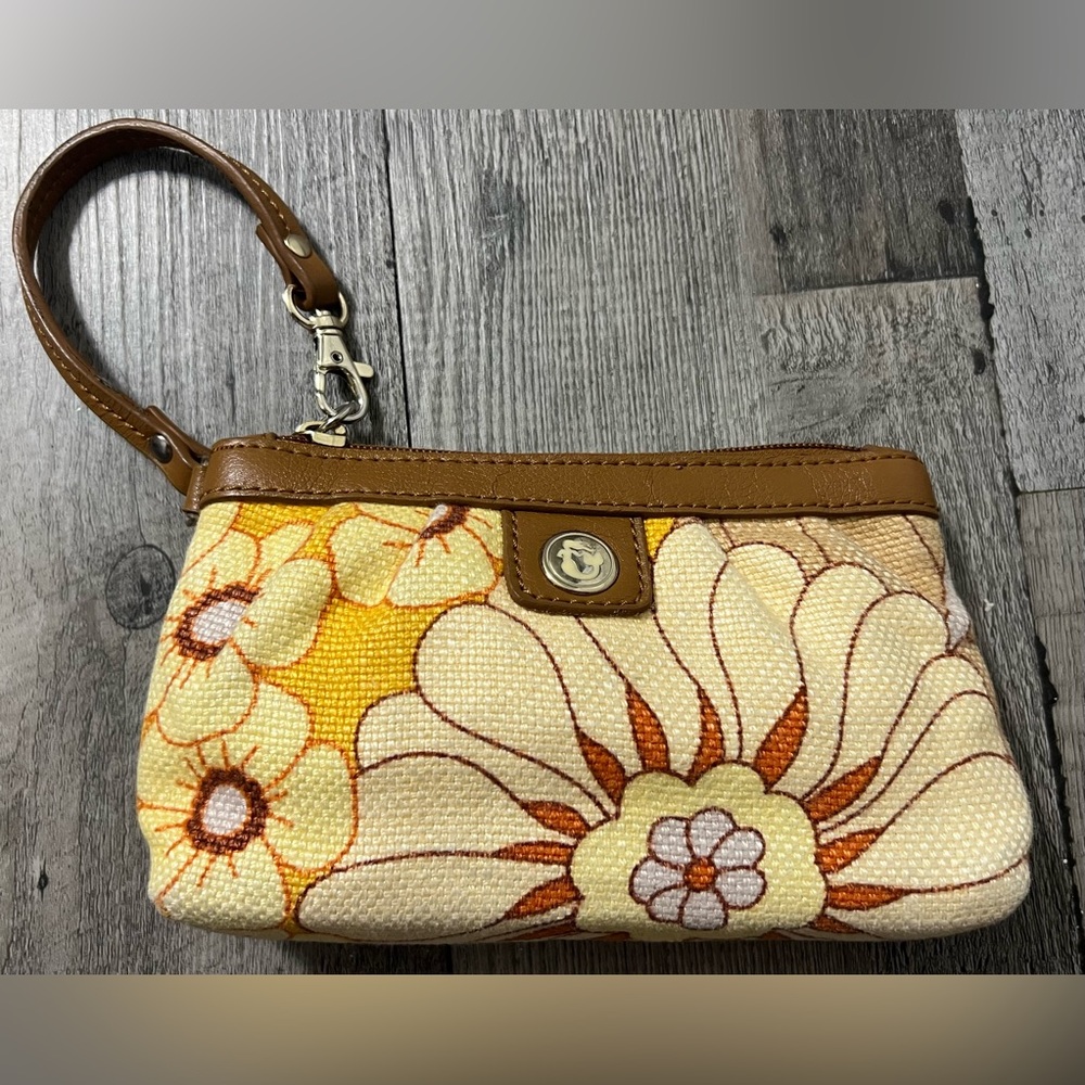 Spartina Floral Wristlet‎ in Yellow and Brown